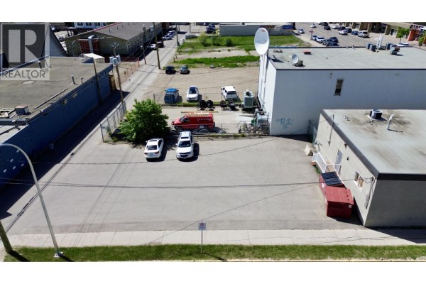 9807 100 Avenue, Fort St  John, BC, photo 2