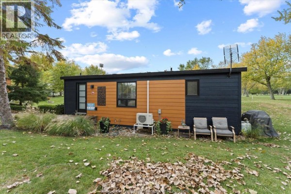Primary Bedroom - 981 County Rd 2 Unit# 711, Belle River, ON N8L1B4 Photo 2