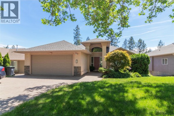 981 Westview Way, West Kelowna, BC, photo 2
