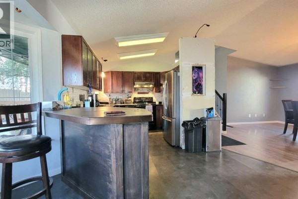 Bedroom - 9810 102 Avenue, Sexsmith, AB T0H3C0 Photo 2