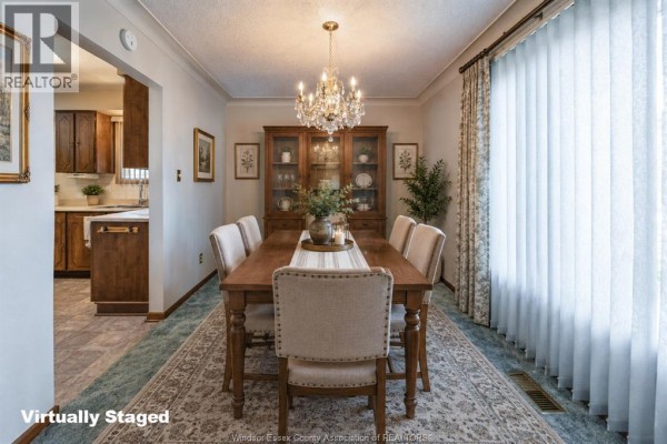 Family room - 9810 Asgard Road, Windsor, ON N8R1E2 Photo 5