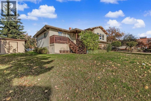 9816 105 Avenue, Grande Prairie, AB, photo 2