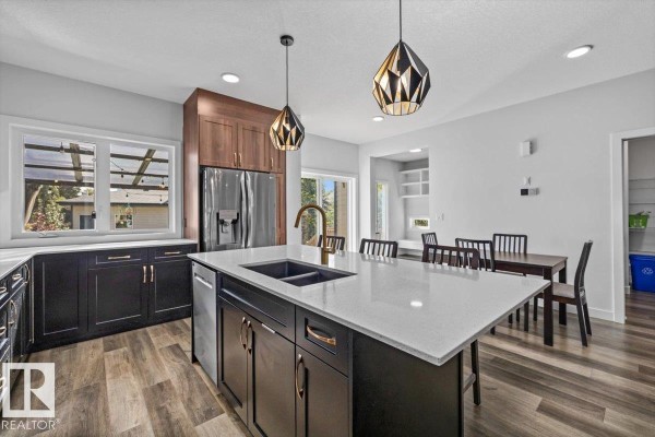Kitchen - 9817 77 Av Nw, Edmonton, AB T6E1M3 Photo 3