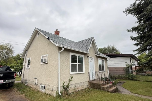 4pc Bathroom - 982 12th Street W, Prince Albert, SK S6V3C7 Photo 5