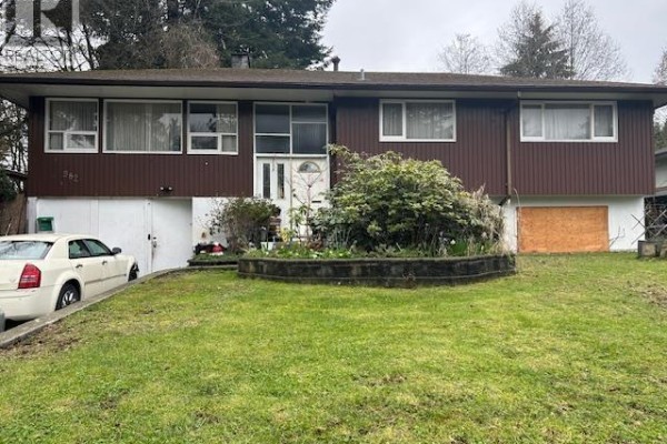 982 Lynn Valley Road, North Vancouver, BC V7J1Z7 Photo 2