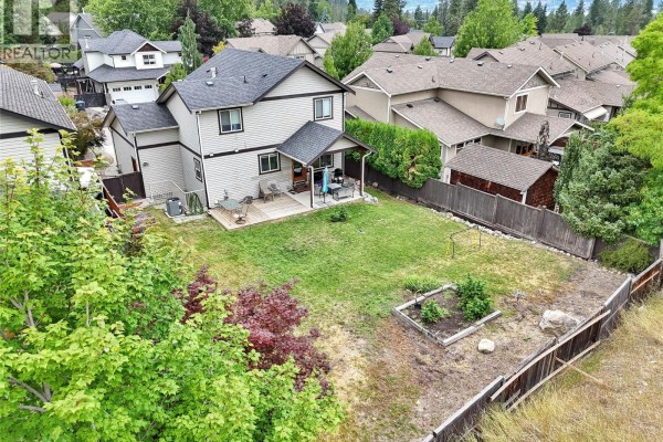 982 Paret Crescent, Kelowna, BC, photo 3