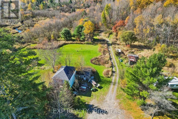 982 Raymond Road, Muskoka Lakes, ON P0B1M0 Photo 5
