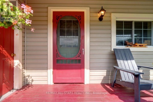 Mud room - 9820 Concession 6, Uxbridge, ON L9P1R2 Photo 4
