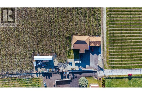 9820 Rippen Avenue, Summerland, BC, photo 3