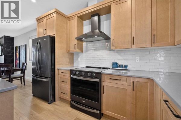 Pantry - 9823 Cathedral Drive, Silver Star, BC V1B0S1 Photo 4