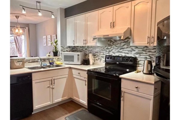 983 Kimball Crescent, London North, ON N6G0A7 Photo 2