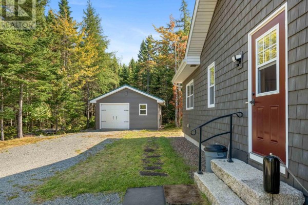 Eat in kitchen - 9848 Highway 7 Highway, Stillwater, NS B0H1E0 Photo 2