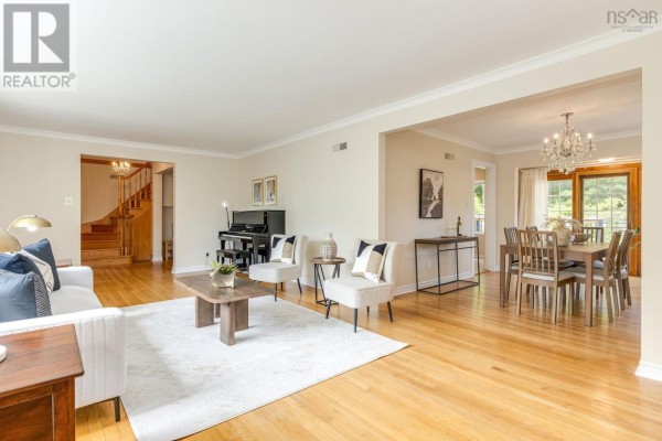 Dining nook - 985 Beaufort Avenue, Halifax, NS B3H3X9 Photo 4