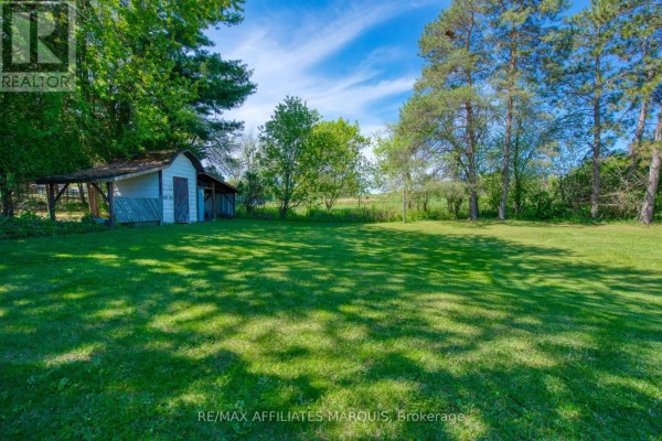 Office - 9851 Highway 42 Highway, Rideau Lakes, ON K0G1X0 Photo 4