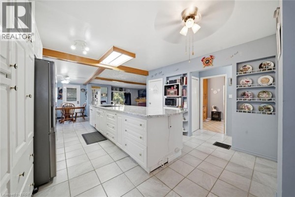 Recreation room - 986 Colborne Street, Brantford, ON N3S3T4 Photo 5