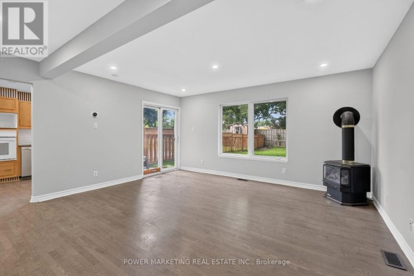 986 Laporte Street, Ottawa, ON K1J7B4 Photo 5