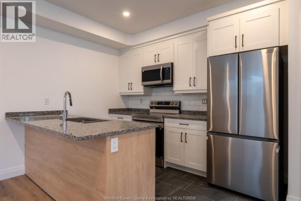 Kitchen - 987 Ford Boulevard Unit# 2, Windsor, ON N8S2E8 Photo 5