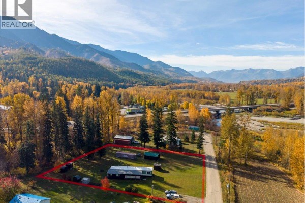 Mobile for sale at 9882 Victoria Street, Fernie, BC - MLS® nH23EU