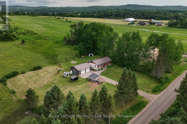 989 Pioneer Road, Chisholm, ON, photo 3