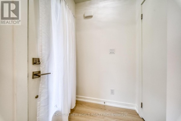 Primary Bedroom - 99 - 370d Red Maple Road, Richmond Hill, ON L4C5T4 Photo 4