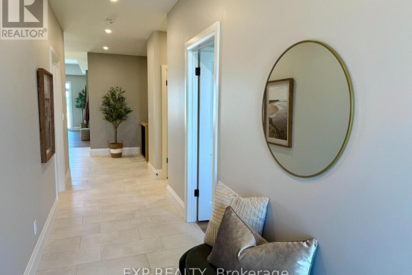 99 Bedell Drive, Mapleton, ON, photo 2
