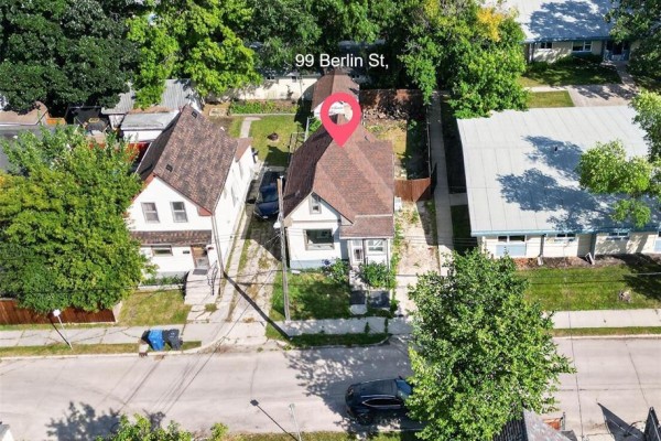 Kitchen - 99 Berlin Street, Winnipeg, MB R2L1J1 Photo 3