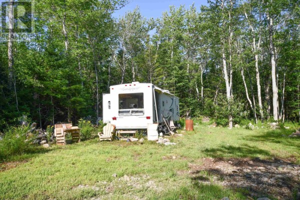 99 Farfields Lane, Beaver Bank, NS B4G1E2 Photo 5