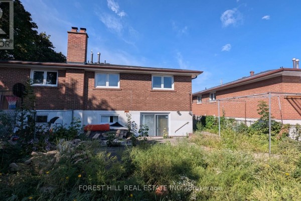Kitchen - 99 Gosford Boulevard, Toronto, ON M3N2G9 Photo 4