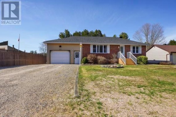 99 Maple Street, Bancroft, ON, photo 2