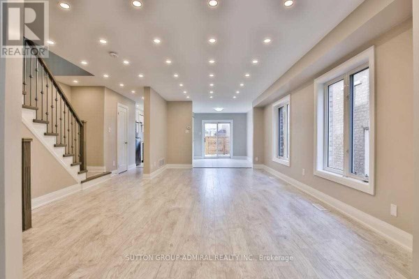 Dining room - 99 Maple Sugar Lane, Vaughan, ON L4J8M8 Photo 4