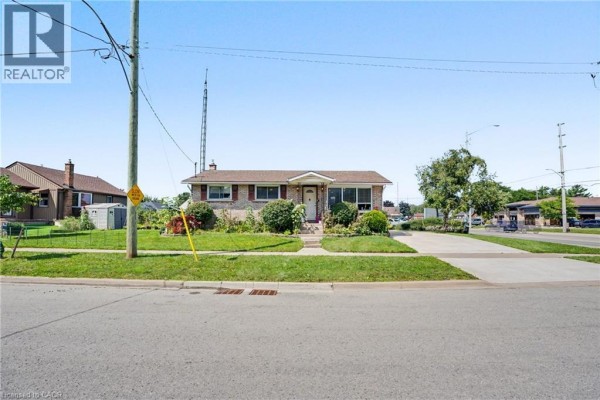 99 Martindale Road, St  Catharines, ON, photo 2