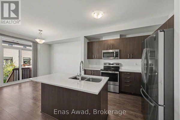 99 Natare Place, Ottawa, ON K2T0P3 Photo 4