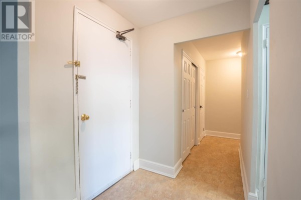 99 Pine St # 101, Sault Ste  Marie, ON, photo 3