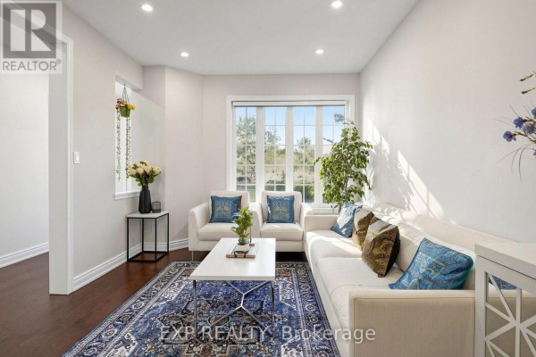Dining room - 99 Saffron Street, Markham, ON L6E1Y7 Photo 4