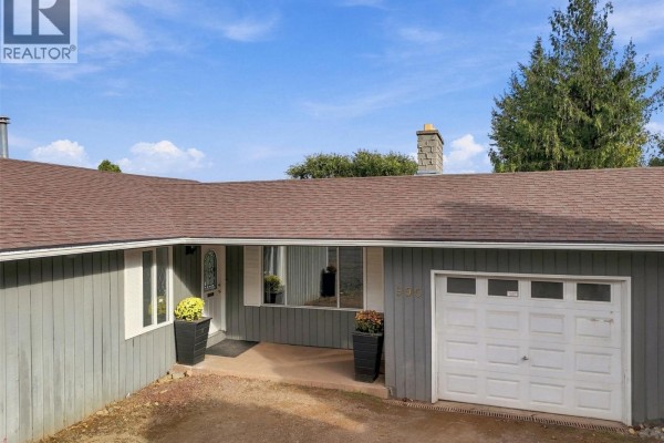 Laundry room - 990 Todd Road, Kamloops, BC V2C5B2 Photo 3