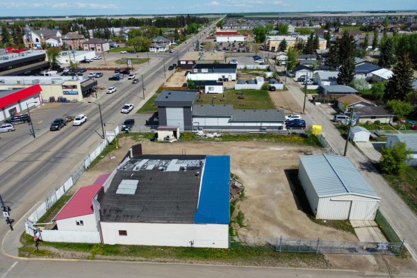 9903 100 Street, Morinville, AB, photo 3