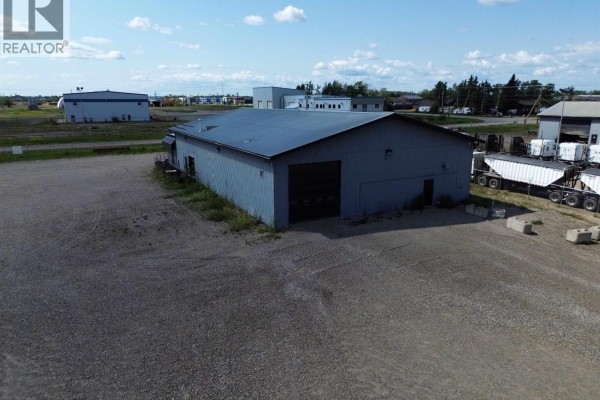 9914 Swanson Street, Fort St  John, BC V1J8C5 Photo 2