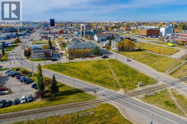 9925 97 Street, Grande Prairie, AB T8V7P8 Photo 5