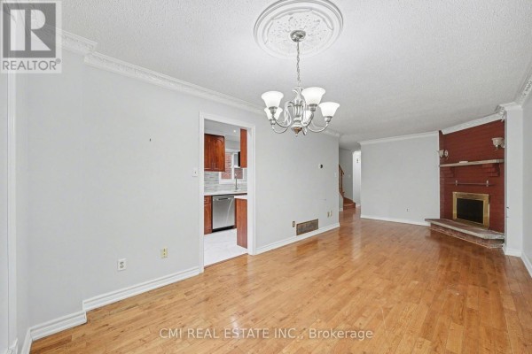Bedroom - 993 Lucerne Crescent, Mississauga, ON L5C3X6 Photo 5