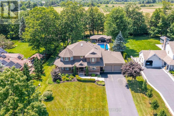 994 Courtland Drive, Hamilton, ON, photo 2
