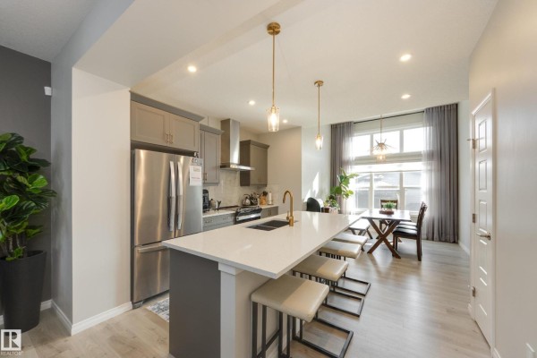 9943 227 St Nw, Edmonton, AB, photo 2