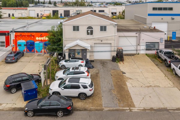 9947 69 Avenue, Edmonton, Ab T6e 0t1, Canada, Edmonton, AB T6E0T1 Photo 2