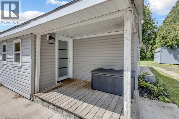 Foyer - 995 Mcdowell Road E, Simcoe, ON N3Y4J9 Photo 5