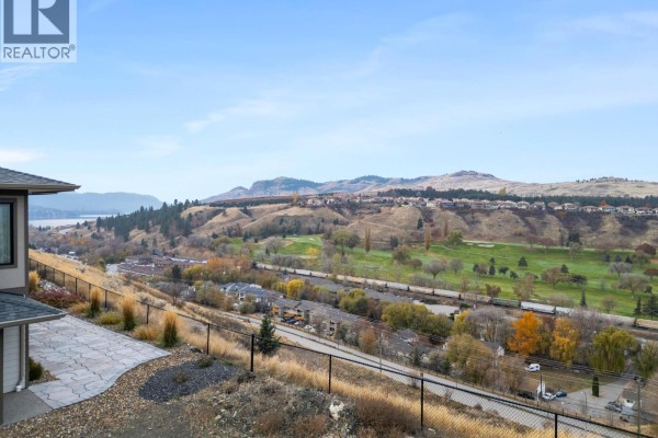 995 Mt. Burnham Road, Vernon, BC V1B0B2 Photo 2