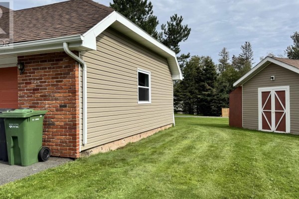 Den - 995 Pleasant Grove Road, York, PE C0A1P0 Photo 4