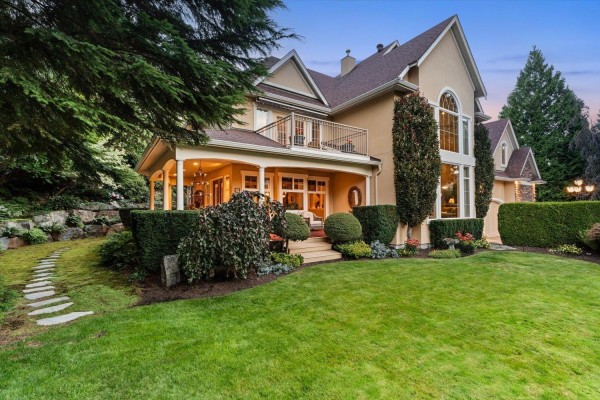 Great room - 9953 Stonegate Place, Little Mountain, Chilliwack, BC V2P7W9 Photo 2