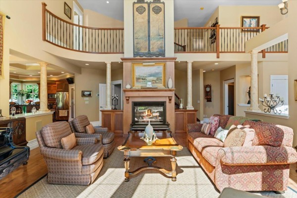 Family room - 9953 Stonegate Place, Little Mountain, Chilliwack, BC V2P7W9 Photo 5