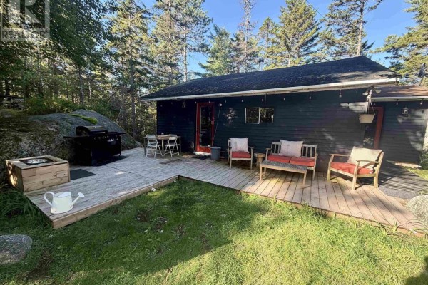 Porch - 996 Armstrong Lake East Road, Vaughan, NS B0N2T0 Photo 4