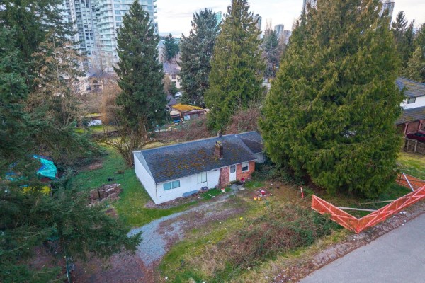 9969 138a Street, Surrey, BC V3T4K9 Photo 3
