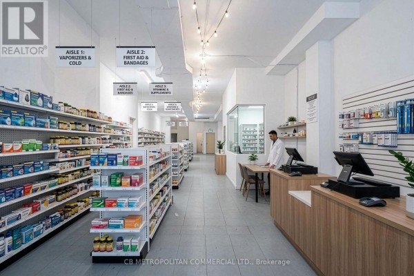 998 Bloor Street W, Toronto, ON M6H1L8 Photo 2